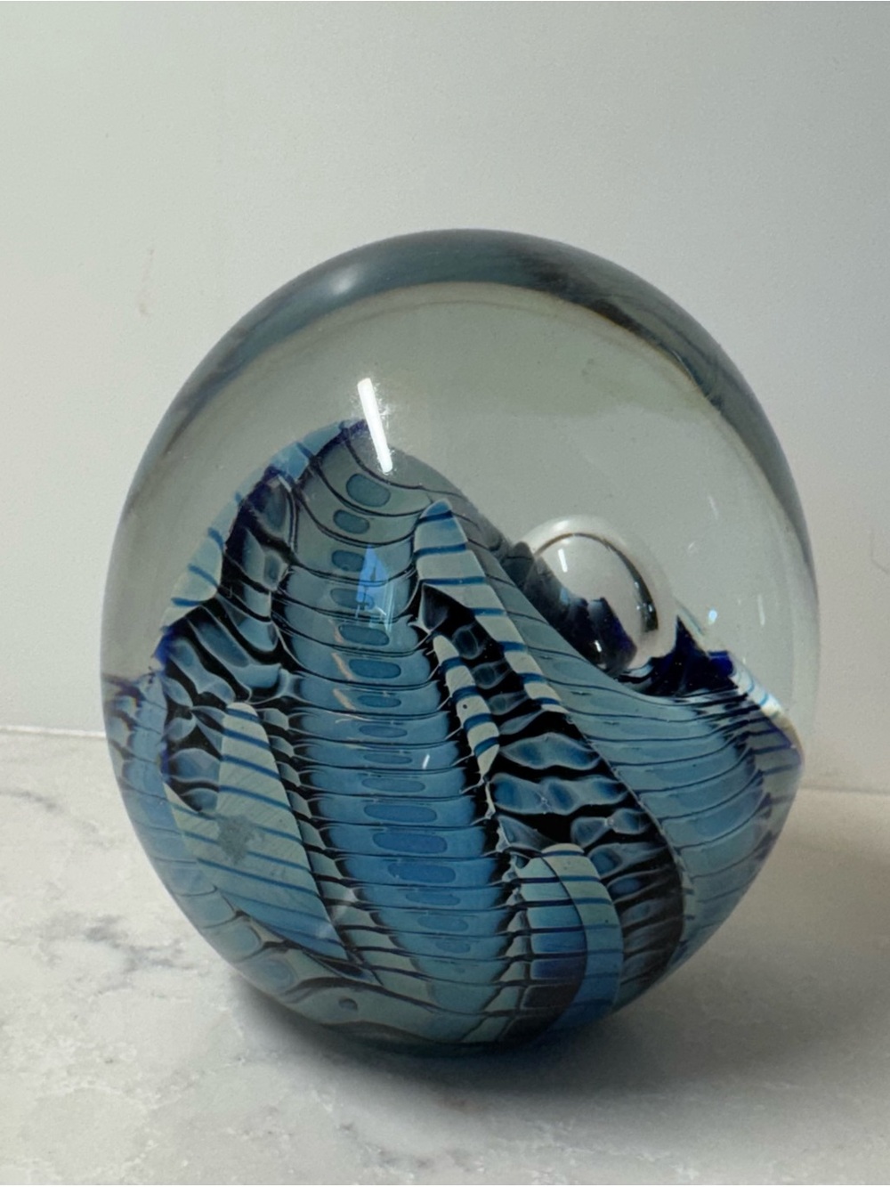 Vintage Art Glass Signed By Artist Robert Eickholt
1991